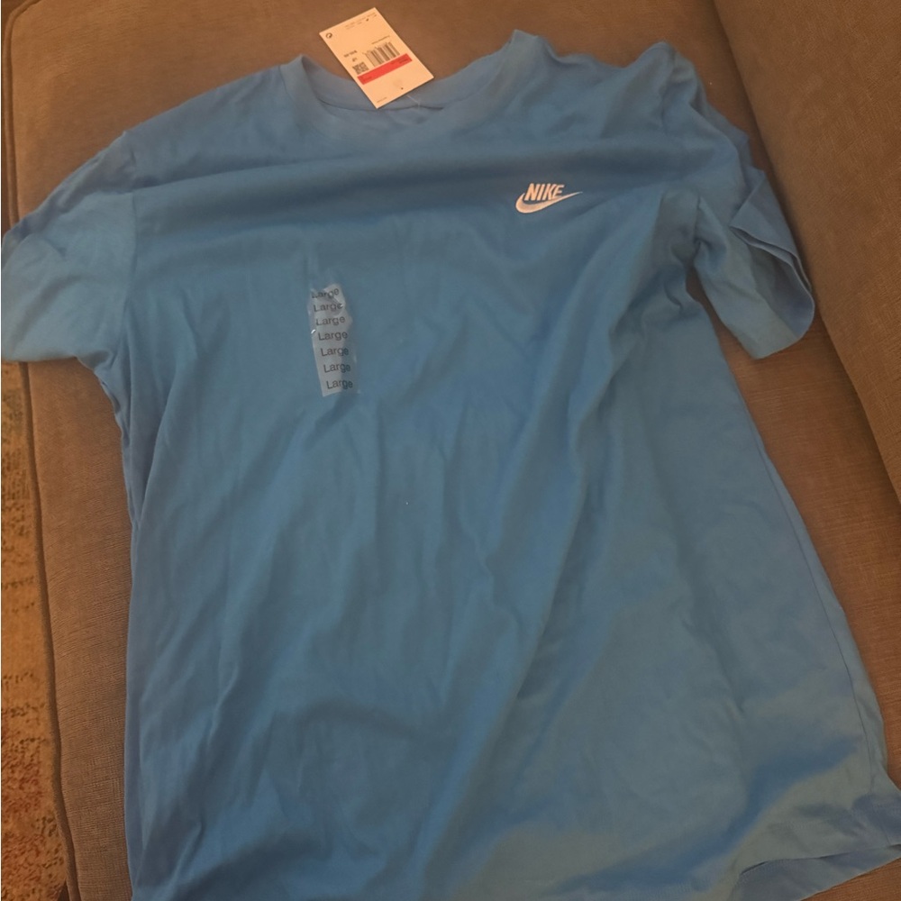 Nike Men's Sky Blue Short Sleeve Tee